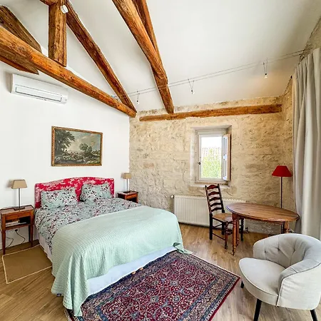 Le Clos Des Chartreux Apartment